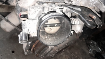 Ford focus 1 1.6 16v gaz kelebek