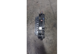 Ford focus arka sigorta kutusu