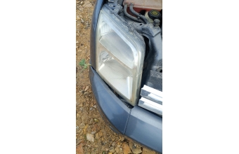 Ford kornet sağ ön far orjinal 3500