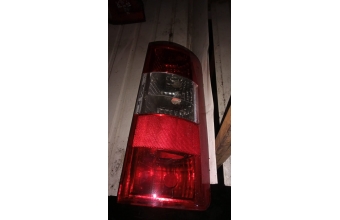Ford kornet sağ stop