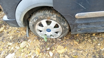 Ford kornet silver 110 luk takım Çelik jant lastik 25