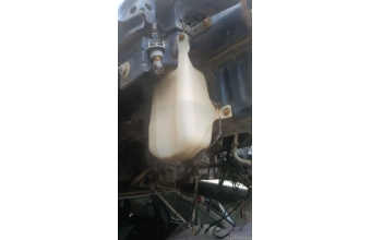 ford mondeo mk1 çıkma silecek su bidonu