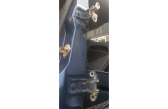 ford mondeo mk2 çıkma sol arka kapı menteşesi