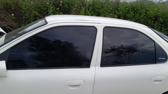 Ford mondeo mk2 sol kapı camları
