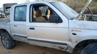 Ford ranger sağ kapılar 2006 model