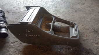 Ford Ranger vites konsulu