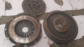 ford scorpio 2.3 çıkma baskı balata volant