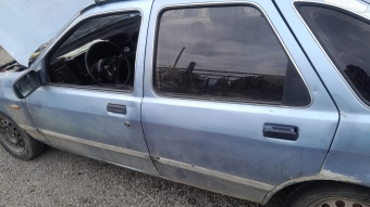 Ford sierra sol kapılar