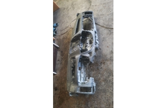 ford transit çıkma ön göğüs torpido