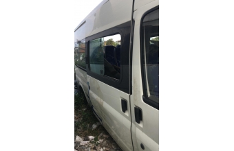 ford transit v184 çıkma sağ sürgülü dolu kapı