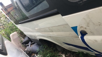 ford transit v184 kesme sağ arka çamurluk