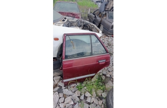 Honda Accord 83 model sol arka kapi