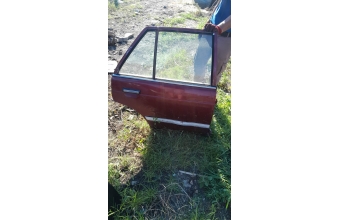 Honda accorrd sag arka kapı 83 model