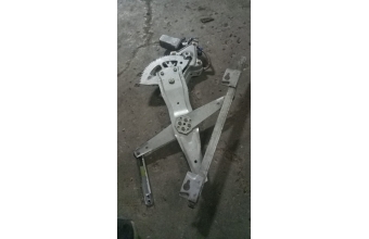 Honda hrv sağ arka cam krikosu motorlu 98-2006 arası orjinal parça