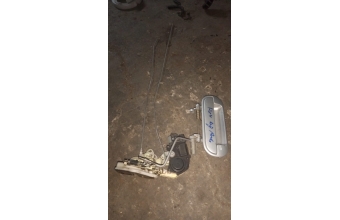 Honda hrv sağ arka kapı kilidi 98-2006
