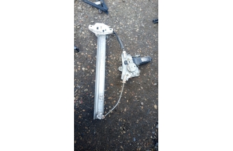 Hyundai admire sag arka cam Krikosu