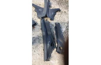 Hyundai era arka direk plastiği