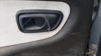 hyundai excel çıkma sol arka iç kapı kolu