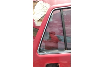 Hyundai Excel Sağ Arka Kelebek Cam 