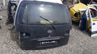 hyundai starex çıkma bagaj kapağı