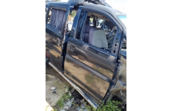 hyundai starex çıkma sağ takım hatasız kapı