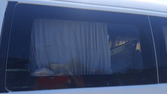 hyundai starex çıkma sol arka çamurluk camı