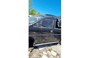 hyundai starex çıkma sol ön dolu kapı