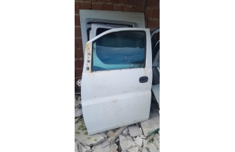 Hyundai starex sol ön kapı