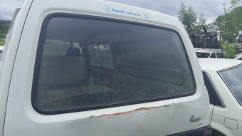 kia besta çıkma arka bagaj camı