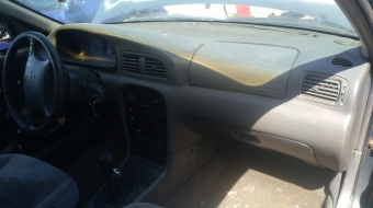 kia clarus 2.0 çıkma göğüslük torpido
