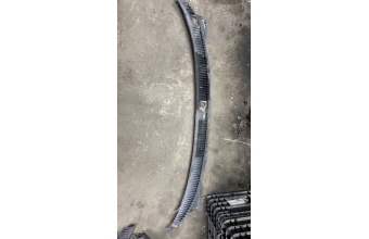 Kia clarus cam önü ızgarası