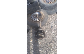 kia clarus çıkma sağ taşıyıcı porya