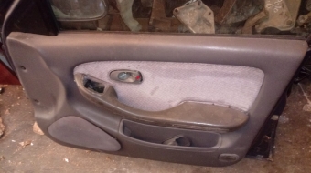 kia clarus sökme sağ ön kapı döşemesi