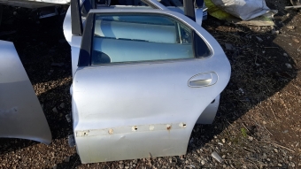Kia clarus sol arka kapı