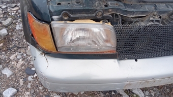 Kia Sportage 96 model sağ far