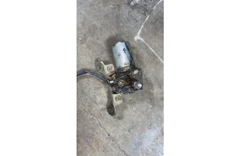 Lada samara arka silecek motoru