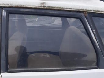 lada samara çıkma sol arka kapı camı