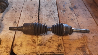 mahindra 4x4 çıkma sol akis