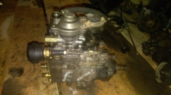 mahindra 8 valf çıkma mazot pompası