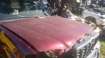mahindra çıkma motor kaputu