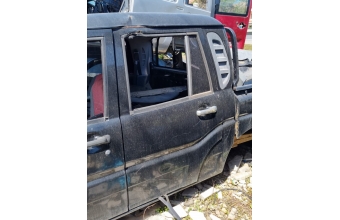 mahindra çıkma sol arka boş kapı