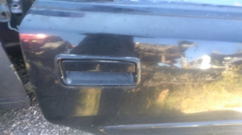 mazda 323 çıkma sağ arka dış kapı kolu