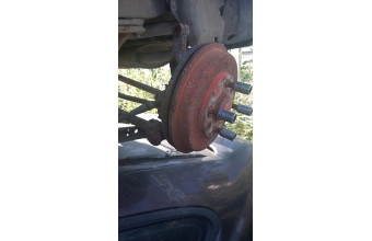 mazda 323 family çıkma sol arka taşıyıcı