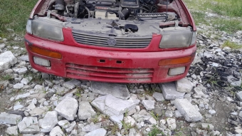 Mazda 323 family on tampon dolu 