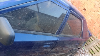 Mazda 323 hb sol kapı camları