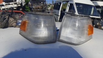 mazda 323 sedan çıkma sağ sol sinyal