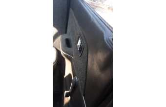 mazda 323 sökme sol arka kapı döşemesi