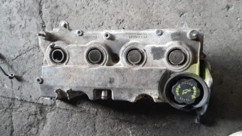 Mazda 6 2.0 dizel kulbutor ust kapak orjinal parça