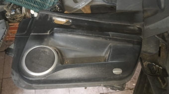 Mazda 6 sag ön kapı dösemesi 2500tl
