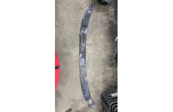 Mazda 626 cam önü ızgarası